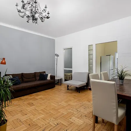 Close-golden In - Old Town - 4 Bedrooms - Freta Apartment *