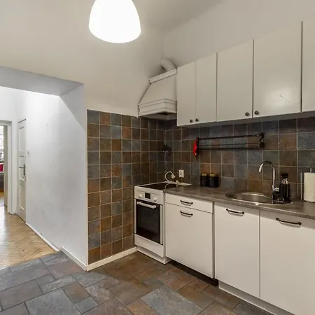 Apartment Close-golden In - Old Town - 4 Bedrooms - Freta Warsaw