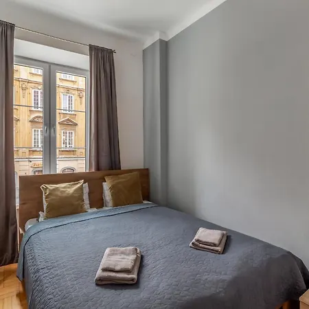 Close-golden In - Old Town - 4 Bedrooms - Freta Apartment Warsaw